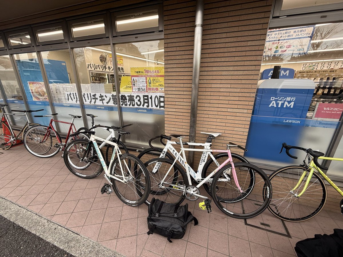 あいせぶーん tweet media