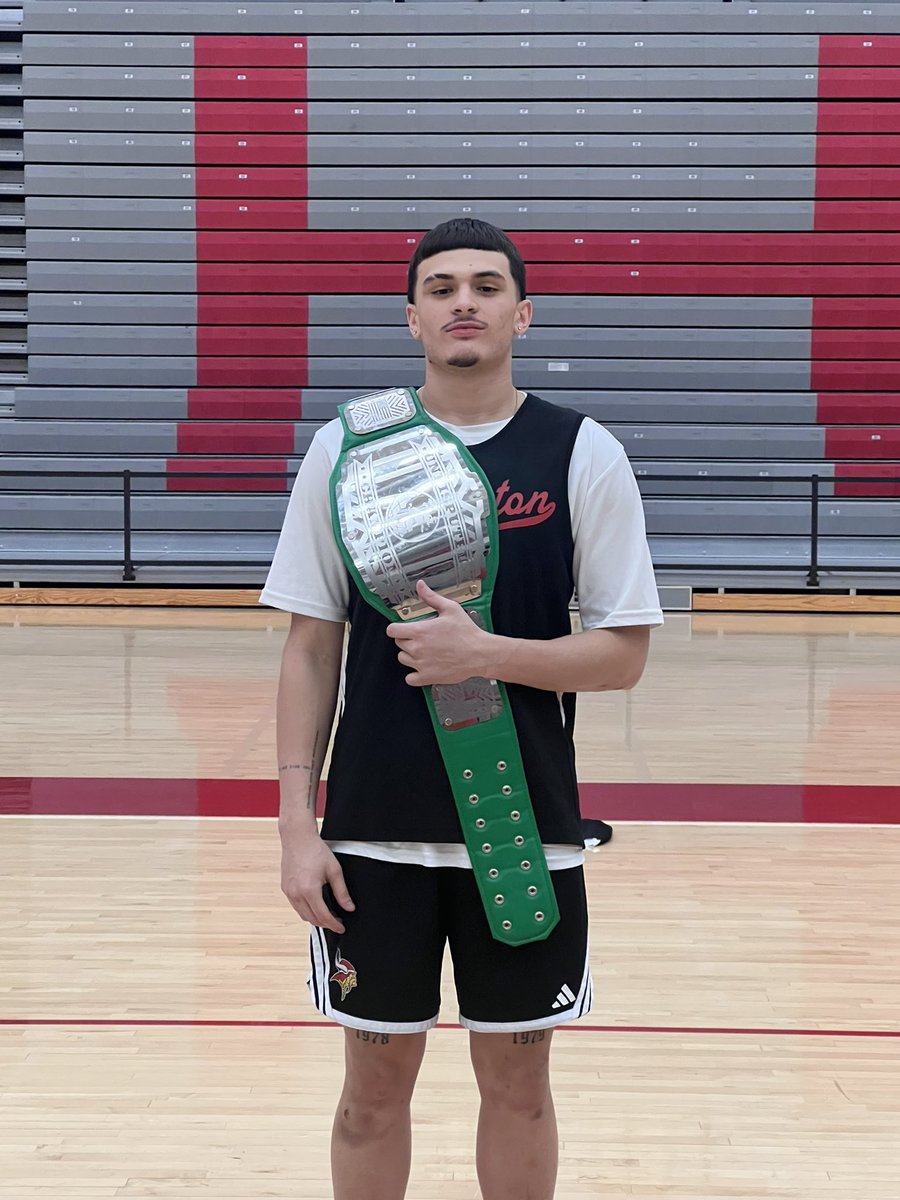 Coach Tim Monahan tweet media