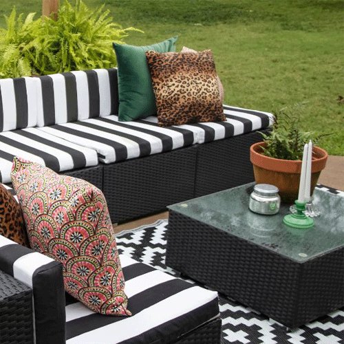 Centrepiece2's tweet photo. Choose outdoor fabrics designed for UV, humidity &amp; rain resistance. Many of our clients customise cushions specifically for balconies, garden seating &amp; #poolside areas.
Message 90305057 to explore options.. #sggarden #botanicgardensg #rain  #BespokeFurniture #OutdoorCushions https://t.co/bHdgzuRT36