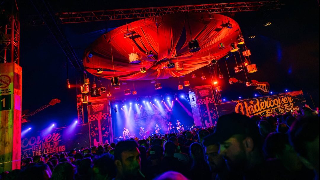 Mix_Magazine's tweet image. Martin Audio Continues Purple Reign
mixonline.com/live-sound/liv…
 #proaudio #livesound