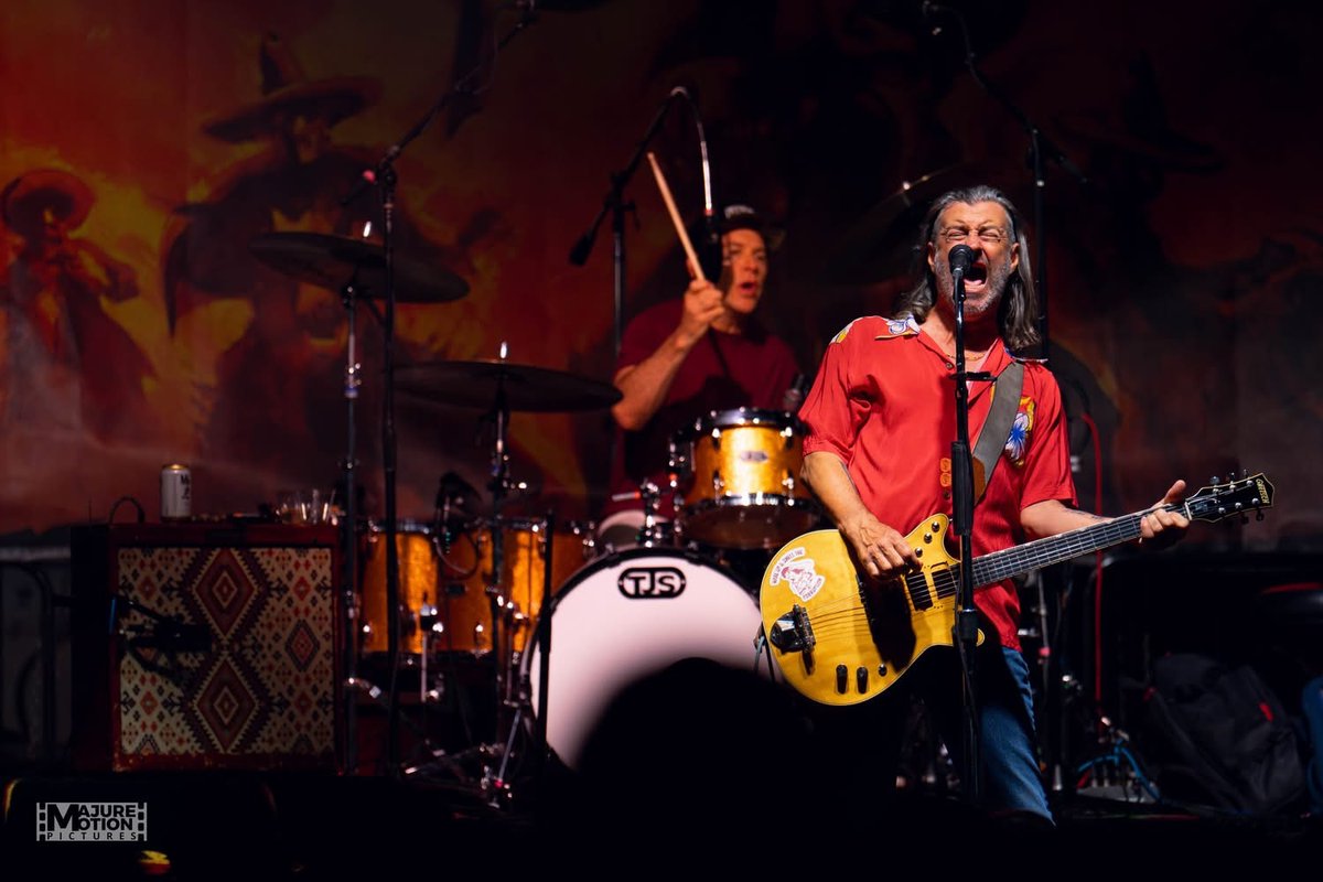 Roger Clyne tweet media