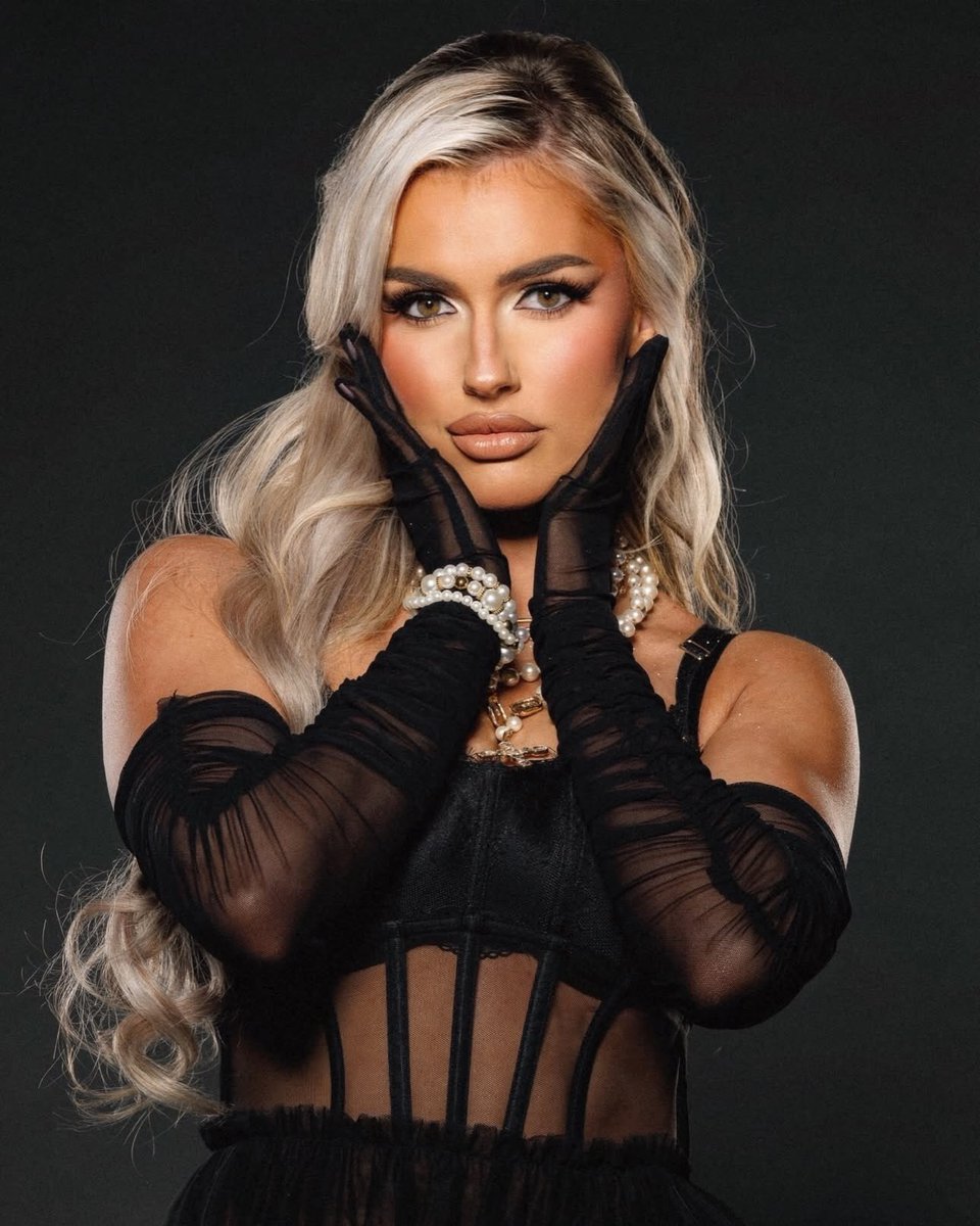 Diamonds are a girl’s best friend. tweet media