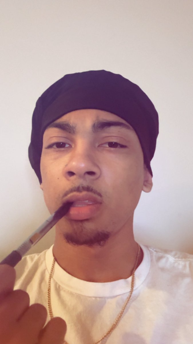 ayejizzle (@hiajcks) on Twitter photo 