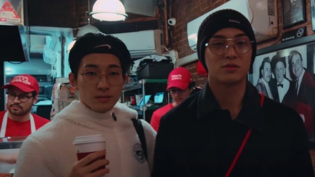 wongyurijib's tweet photo. perfect height difference for forehead kisses 😚 https://t.co/ayRLZ4Xdkn