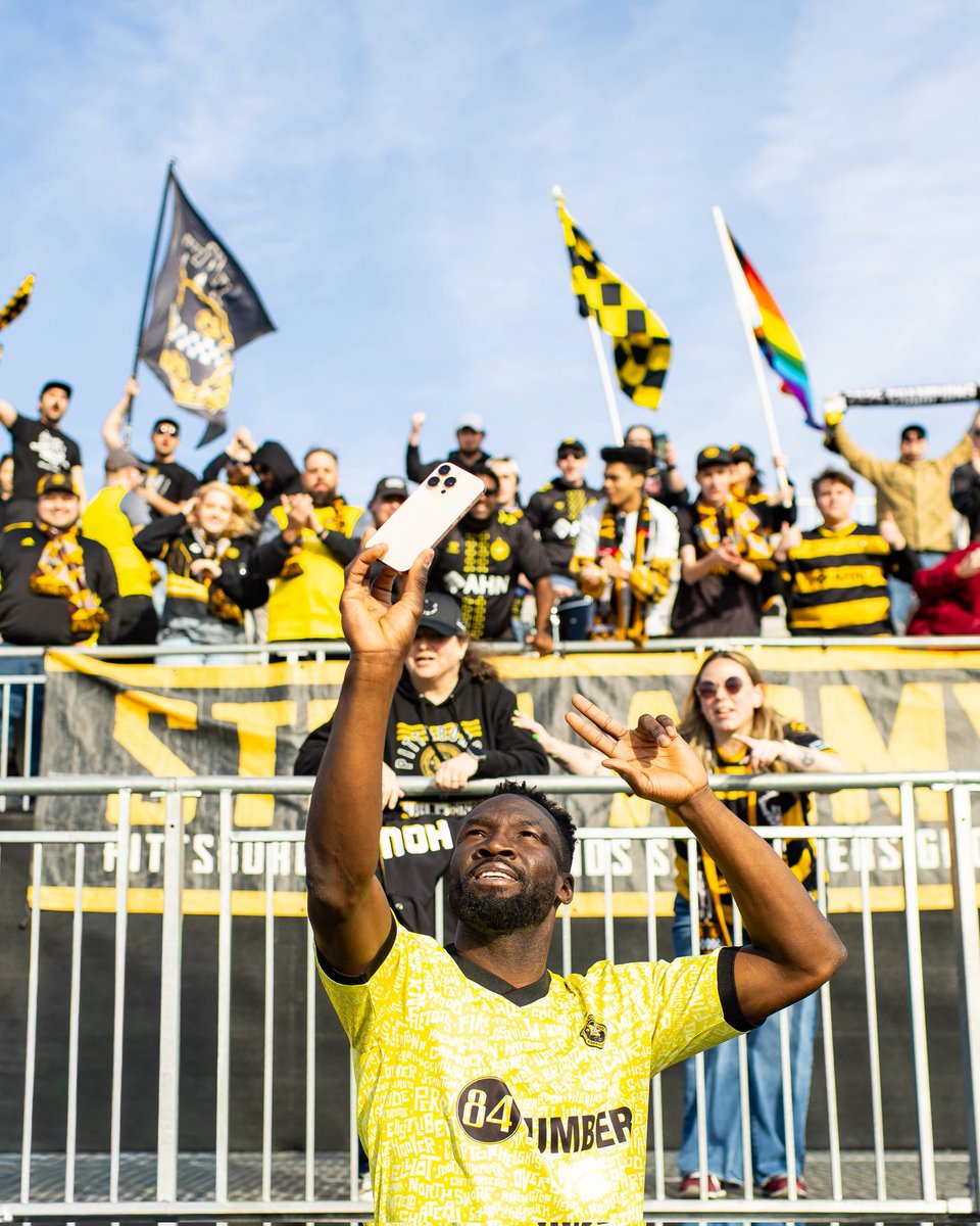 Steel Army tweet media