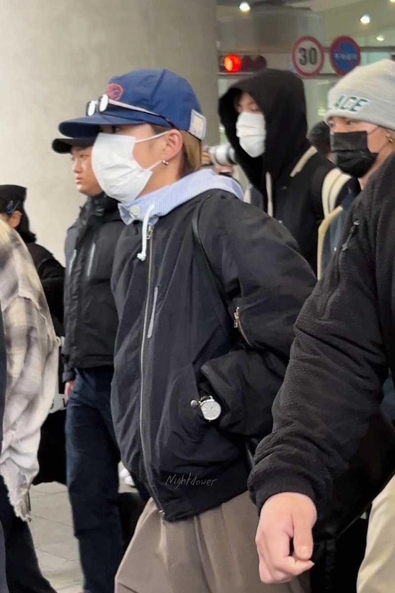 Night4ower tweet media