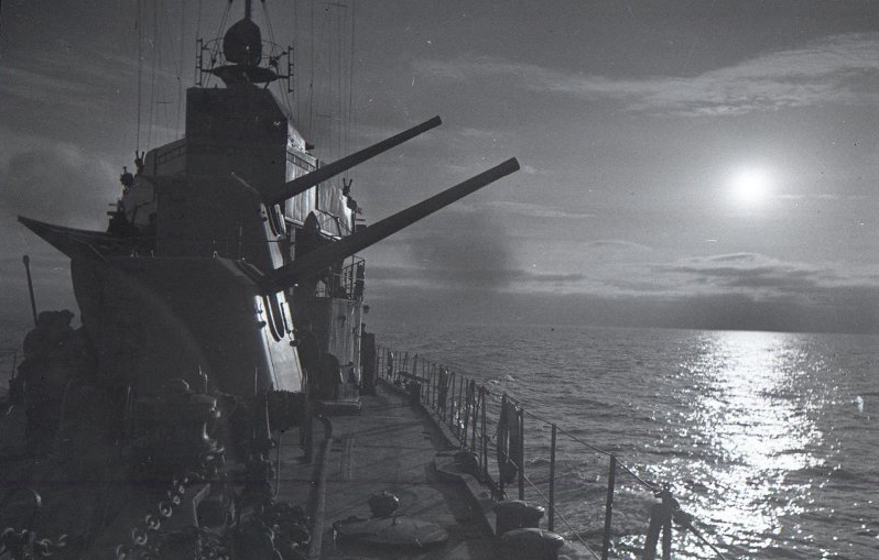 Soviet Navy tweet media