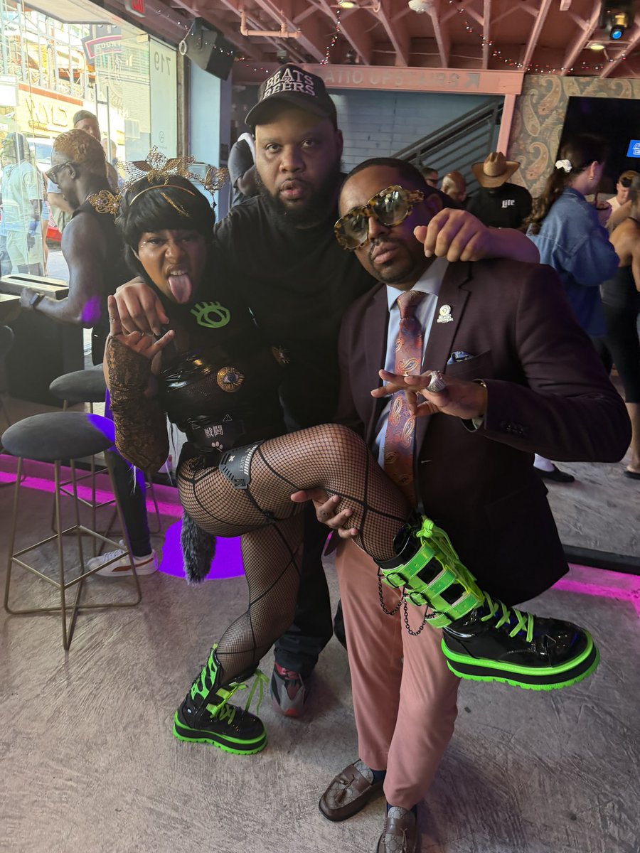 CEO CLAY JAMES tweet media