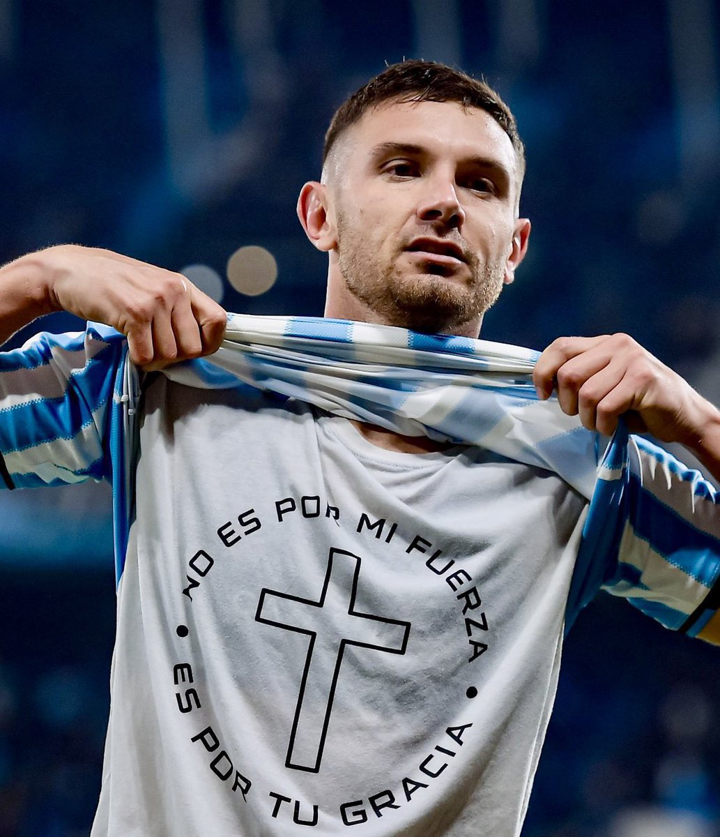 𐌁𐌀𐌙𐌔 tweet media