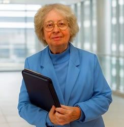 Experts.com tweet media