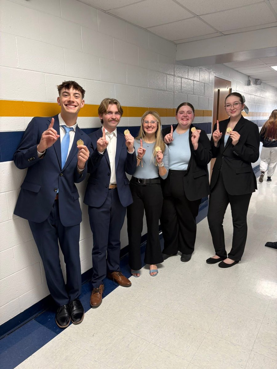 DCWestFalcons's tweet photo. B-4 District Speech:

(STATE BOUND)
Duet
Joslyn &amp; Nylee 🥉 
OID
Benji, Jaxon, Joslyn, Noelle, Nylee 🥇 
DI
Jaxon 🥇 
•••••••••••••••••
Noelle 5th DI
Noelle &amp; Jaxon 6th Duet

BIG DAY for our FALCONS! 💯

Next Stop:
STATE SPEECH in Kearney ❤️🤍🖤

#BetterTogether https://t.co/kLIKKoIiN7