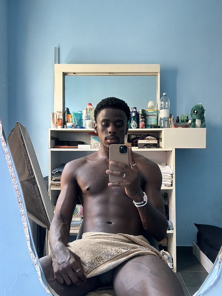 principe de wakanda🤴🏾 tweet media