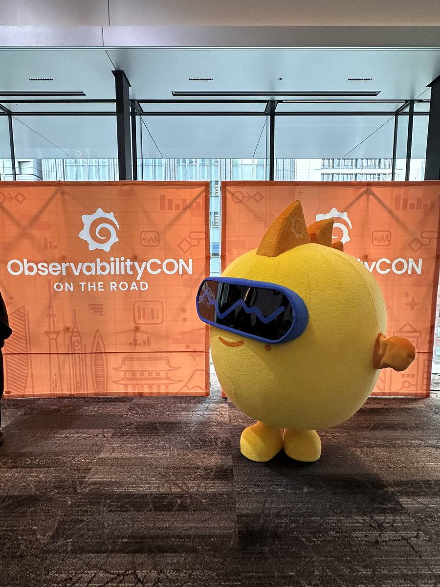 grafanaJP's tweet photo. 今日はGrot君もいるよ！
#GrafanaJP #Grafana #ObservabilityCON https://t.co/sy37mvfTgx