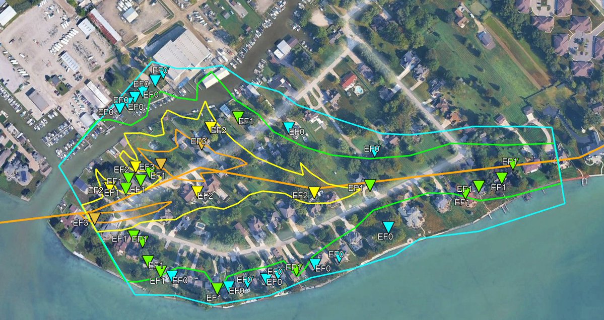 Chicken's Michigan Tornadoes tweet media