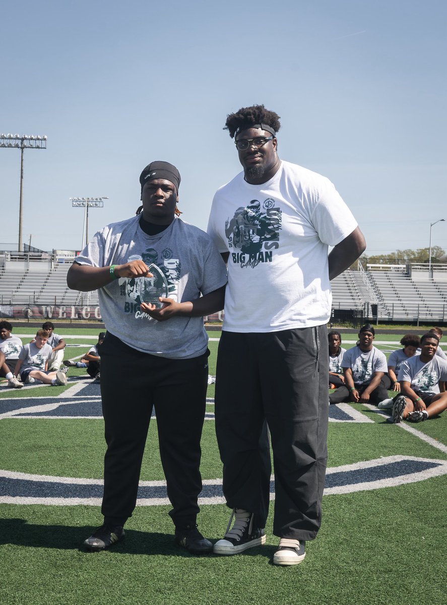 samarion_d's tweet photo. Once again honored to receive MVP at the OL position at the Jordan Davis “BIG MAN” camp it is a blessing to receive this award i earned this with my skills and focus and this is a result once again very grateful https://t.co/hOaT2nBQdX