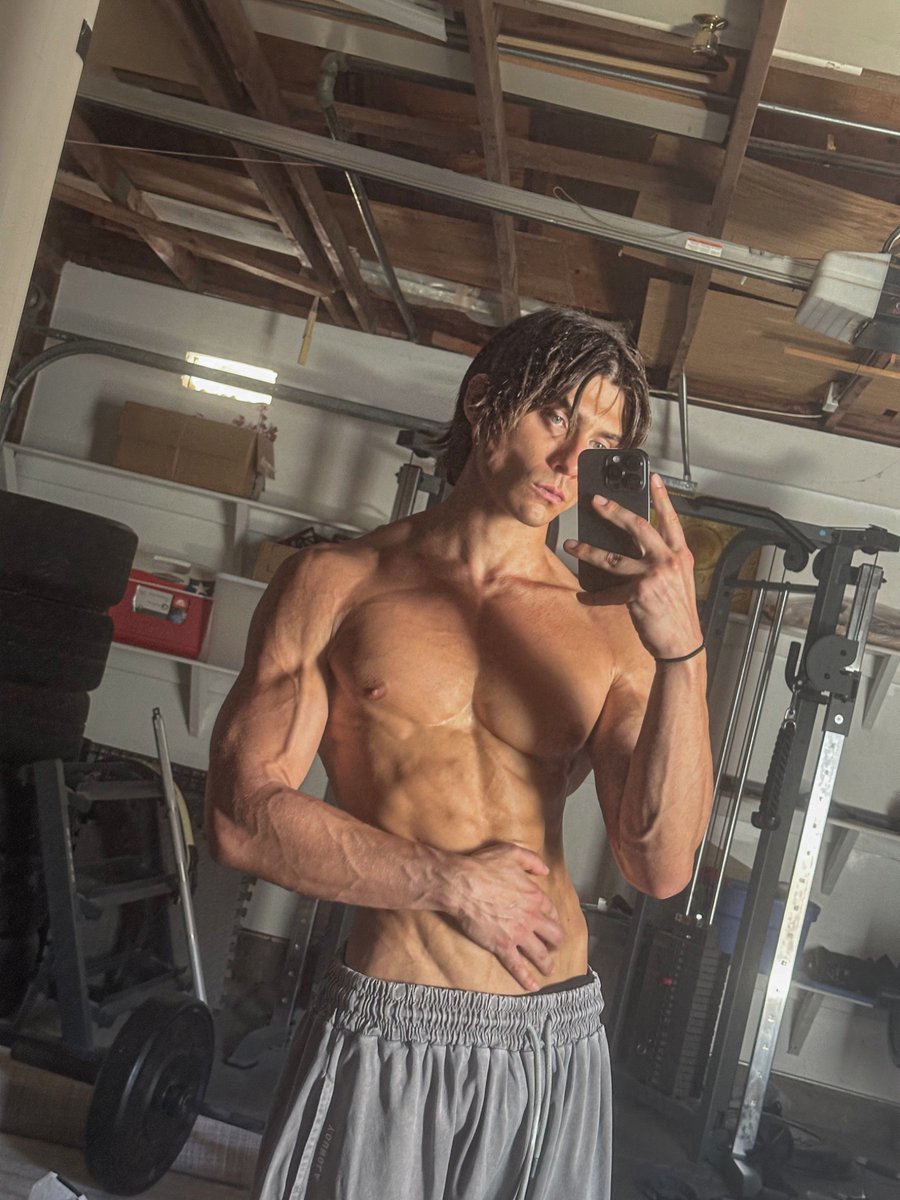 Michael / SONII ☀️ tweet media