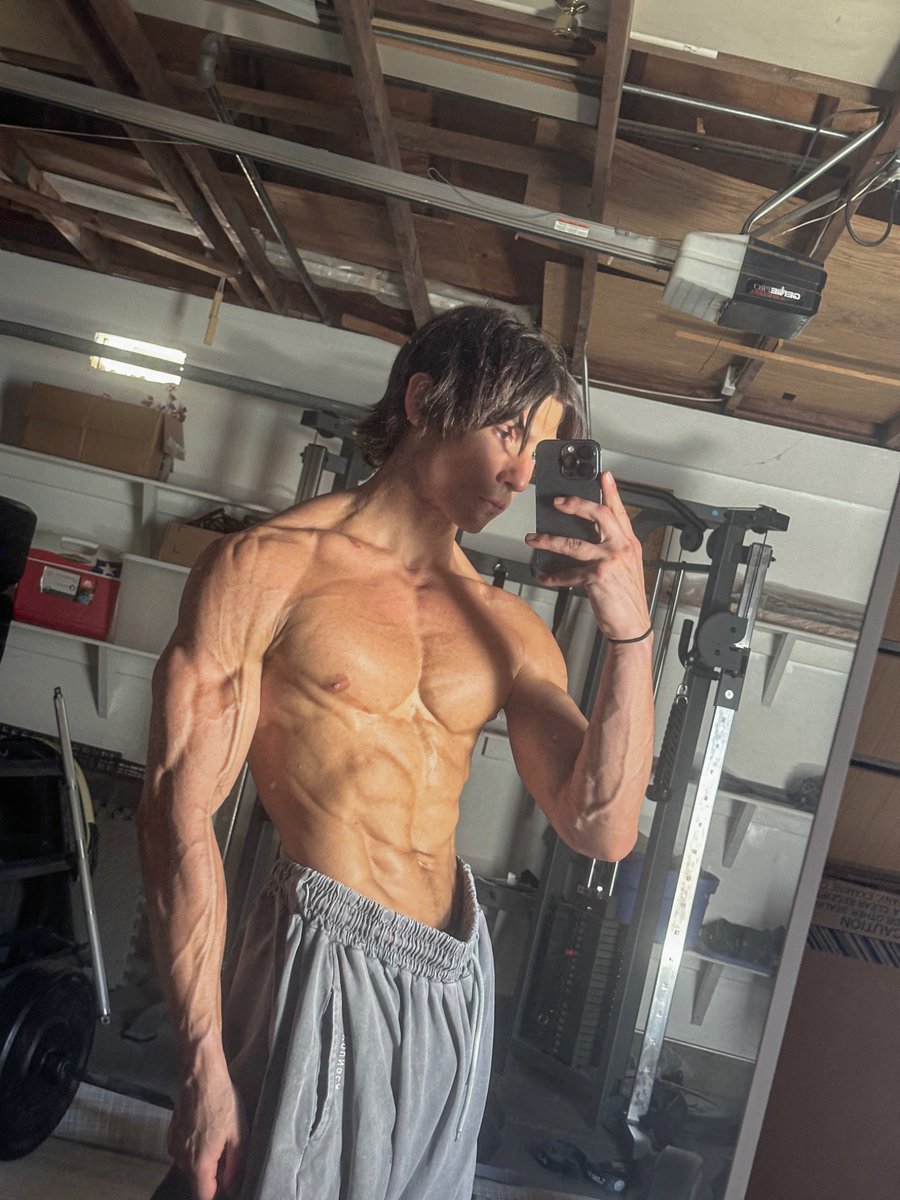 Michael / SONII ☀️ tweet media