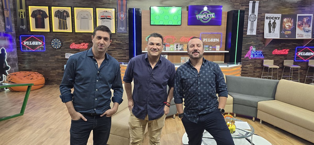 TigoSportsPY's tweet image. ¡HOY SE JUEGA LA POLLA!

🤔Esta noche en #Triplete tiramos nuestros pronósticos de la fecha 11 del #AperturaAPF2026.

⚽️¡Respondé y envía tus predicciones!

San Lorenzo vs. 2 de mayo
Olimpia vs. Spvo. Luqueño
Rubio Ñu vs. Cerro Porteño
Guaraní vs. Recoleta
Libertad vs. Nacional