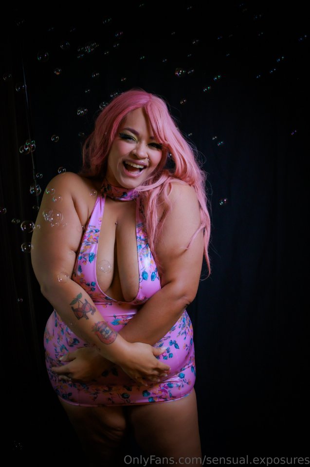 SensualExposure's tweet photo. Bubbles and Curve Babes from a creative Boudoir session in Miami 😁📷🫧🫧🫧🫧🫧🫧🫧 
Check all behind-the-scenes and exclusive content
 https://t.co/jgO9QhSuQm https://t.co/VBMNmeAUXC