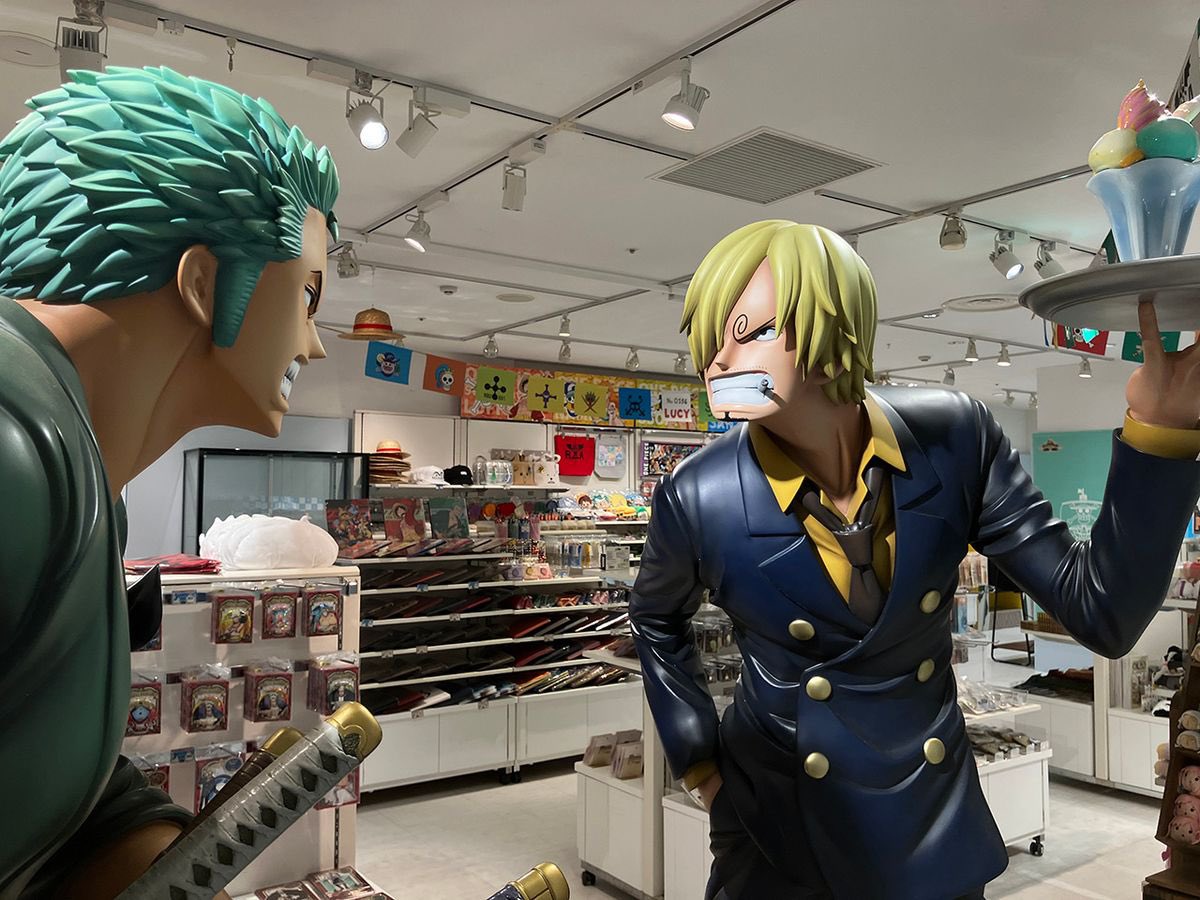 【グッズ情報】

明日3.18(水)オープン🎊
#麦わらストア 名古屋出張店に、
ゾロとサンジが登場！

また旧名古屋常設店での
購入レシートを提示すると
ポイントがもらえるキャンペーンも実施！

#ONEPIECE