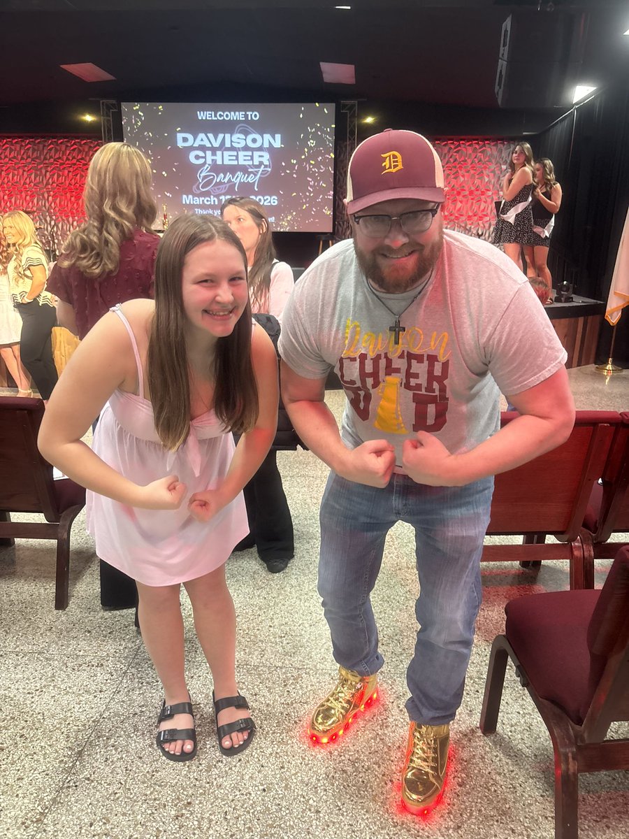 Nick Riley tweet media