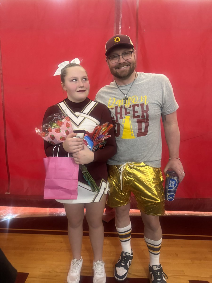 Nick Riley tweet media