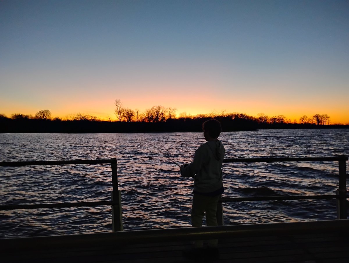 KennyLMoore1's tweet photo. Making memories. https://t.co/EHiXn6GW8b