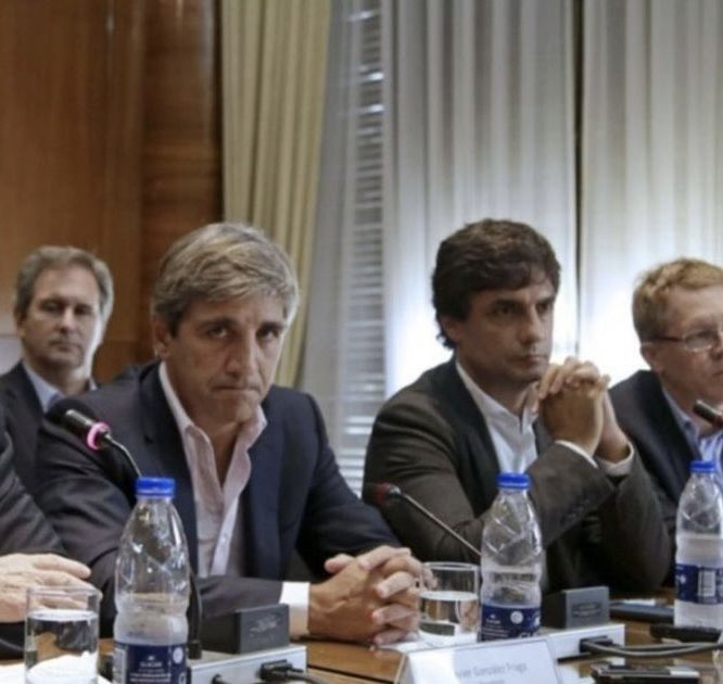 Memervalito tweet media