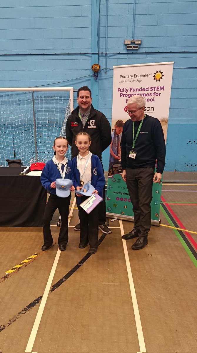 Light Oaks Junior School tweet media