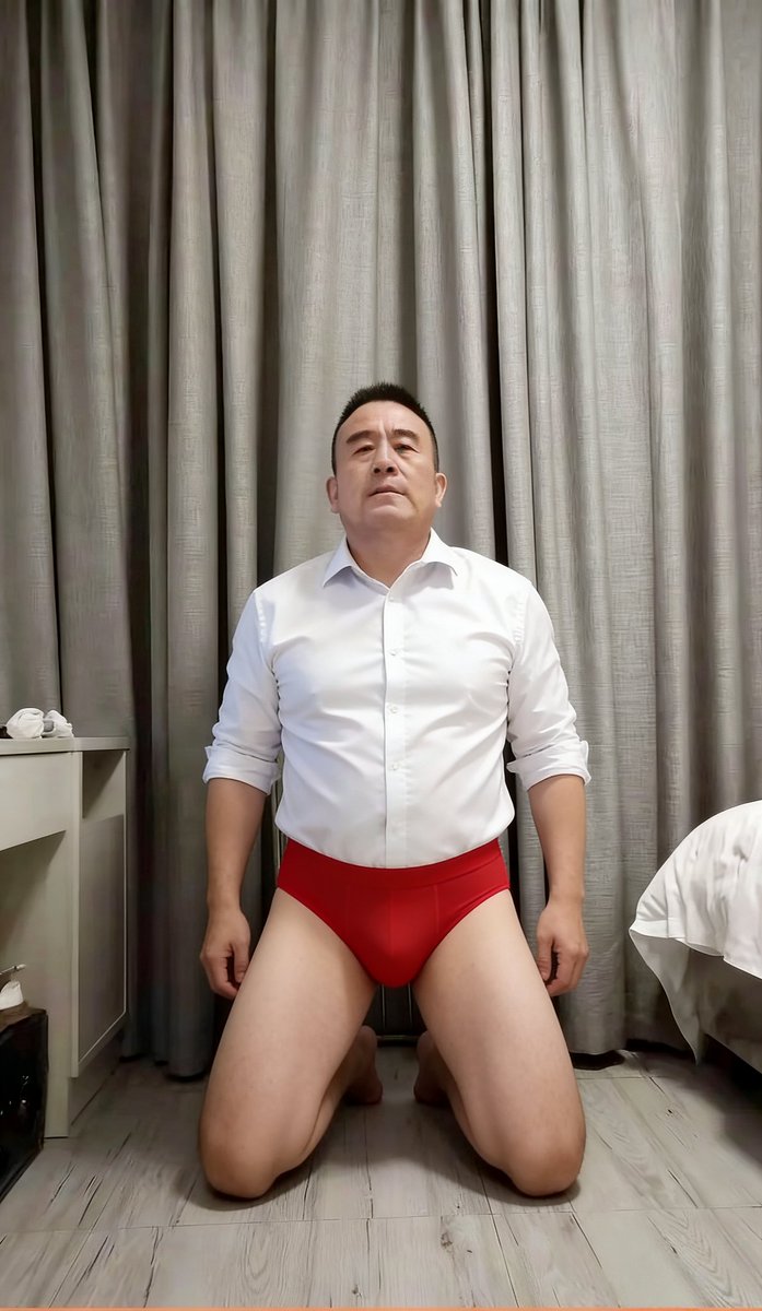 红颜中老 tweet media