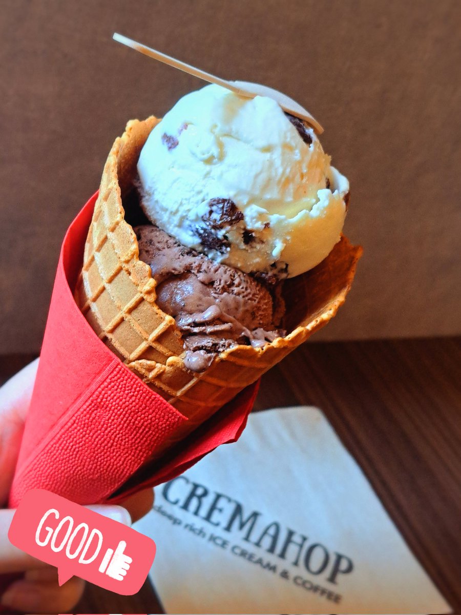 mo316mo's tweet photo. 1年以上前から気になってたアイス屋さん
遂に実食…🍦 https://t.co/4Kkr3v3f4R