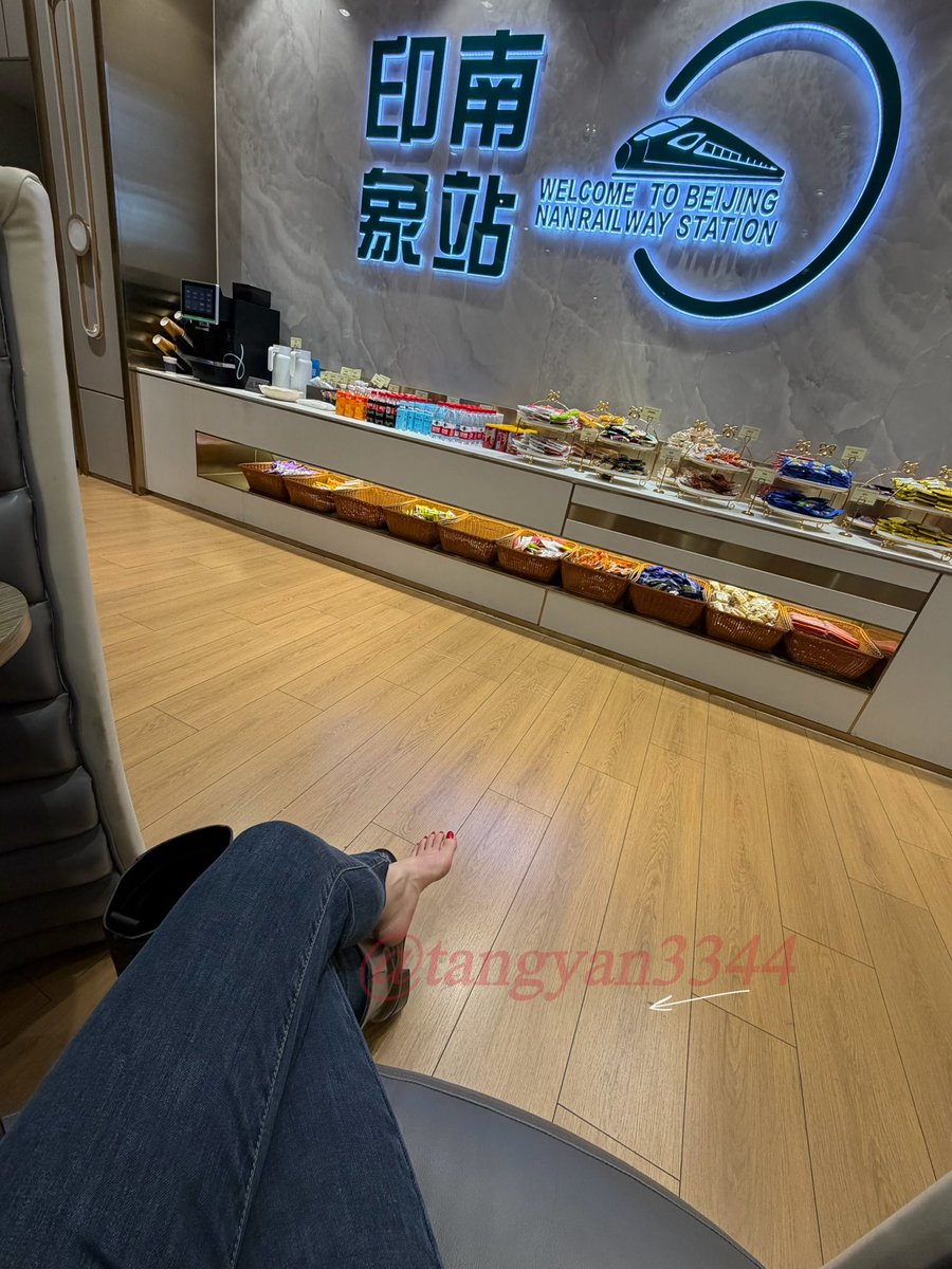 唐老师不是你老师（努力健身版） tweet media