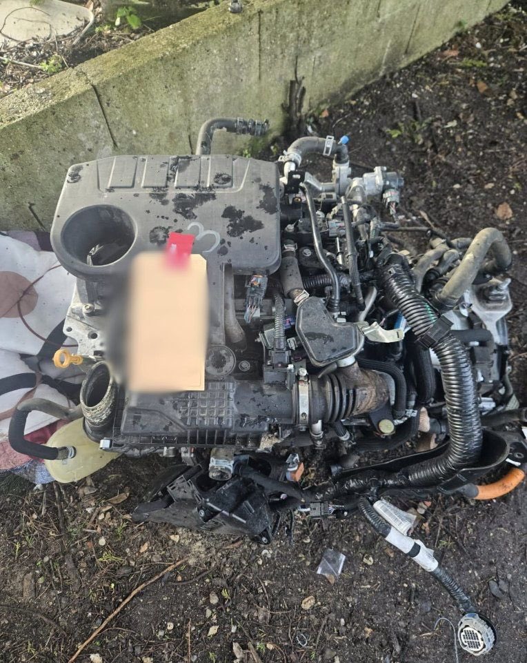 Gendarmerie's tweet image. #BellesAffaires 🚗 Les #gendarmes de #Senlis démantèlent un réseau spécialisé dans le vol et la revente de véhicules dans les #HautsdeFrance et en #ÎledeFrance.
🔎 40 faits
💰 1M€ de préjudice
👤 19 mis en cause
Bravo à toutes les unités engagées 👏