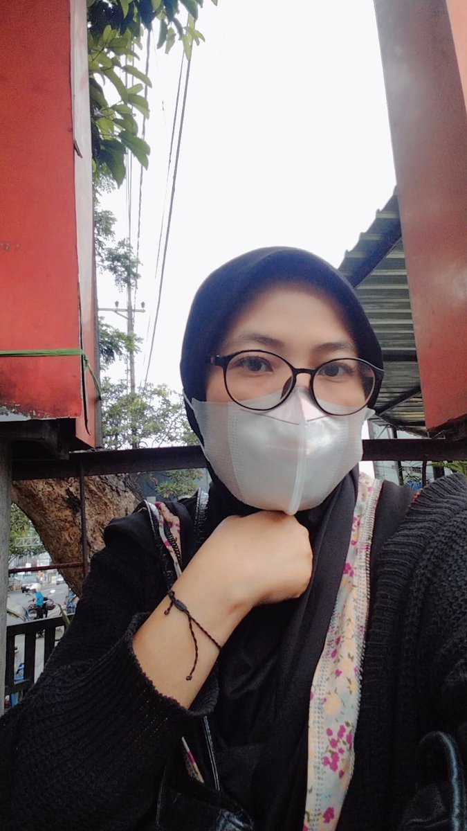 heycegil's tweet photo. culik aku bang, sange banget nih 
chat me : 085784381606

#bokep #sange #hijabers #crot https://t.co/QjNvfshhC2