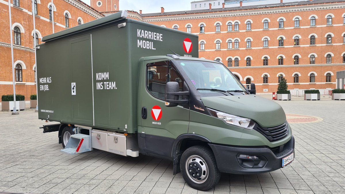 Michael Bauer tweet media