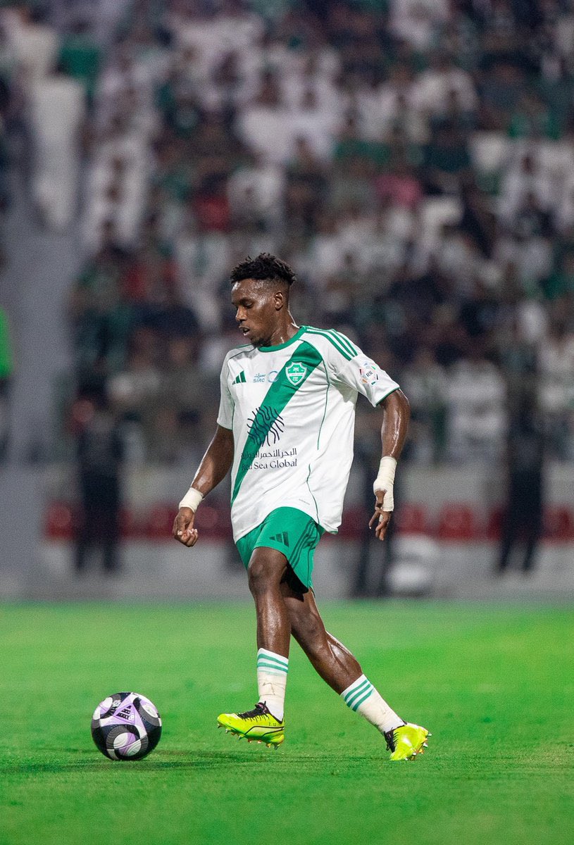 نايف tweet media