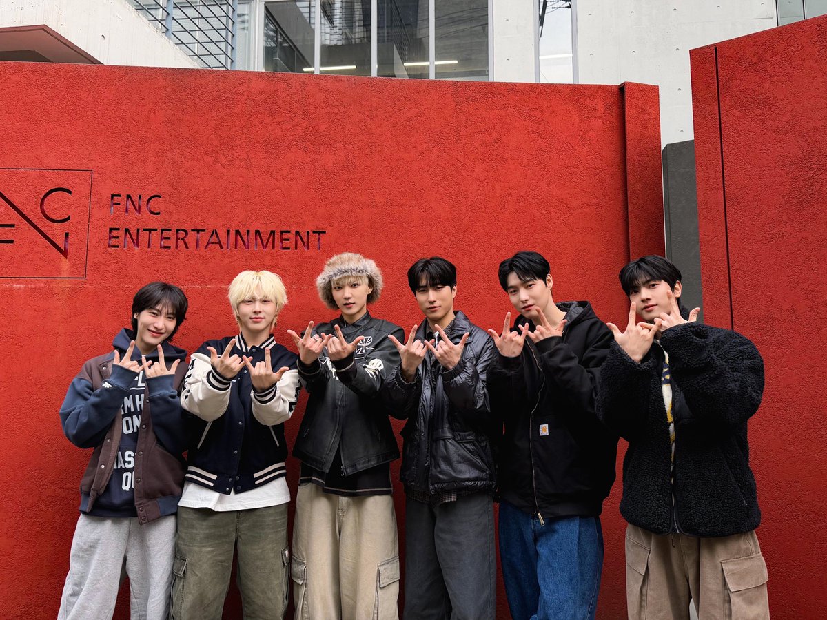 원위 (ONEWE) tweet media