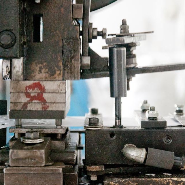 BeadsSiu_'s tweet image. ⚠️ Concerned about grinding contamination?
Damaged beads disrupt color consistency and create unwanted impurities!
Less breakage ensures cleaner production and enhanced product quality!
#GrindingSolutions #GlassBeads #QualityControl #BeadMill #EfficientProduction