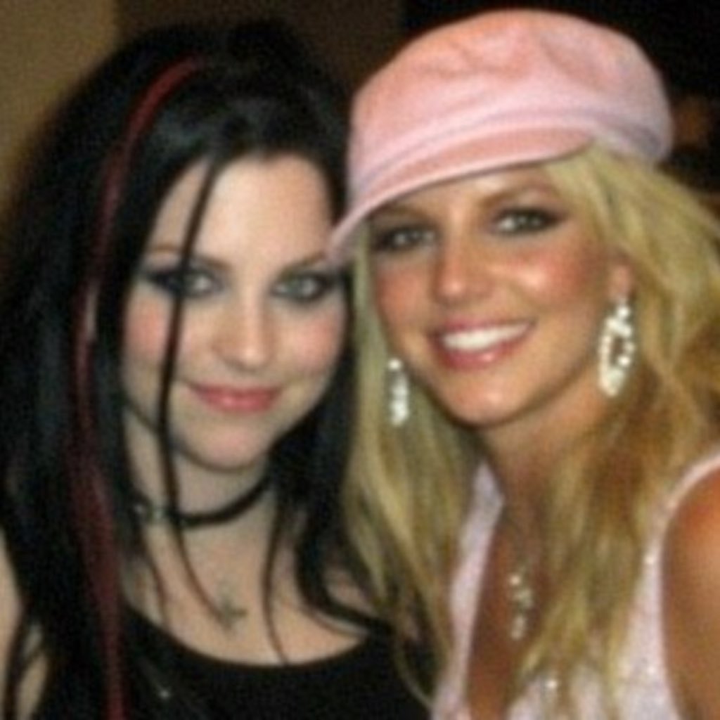 Evanescence Updates & News tweet media