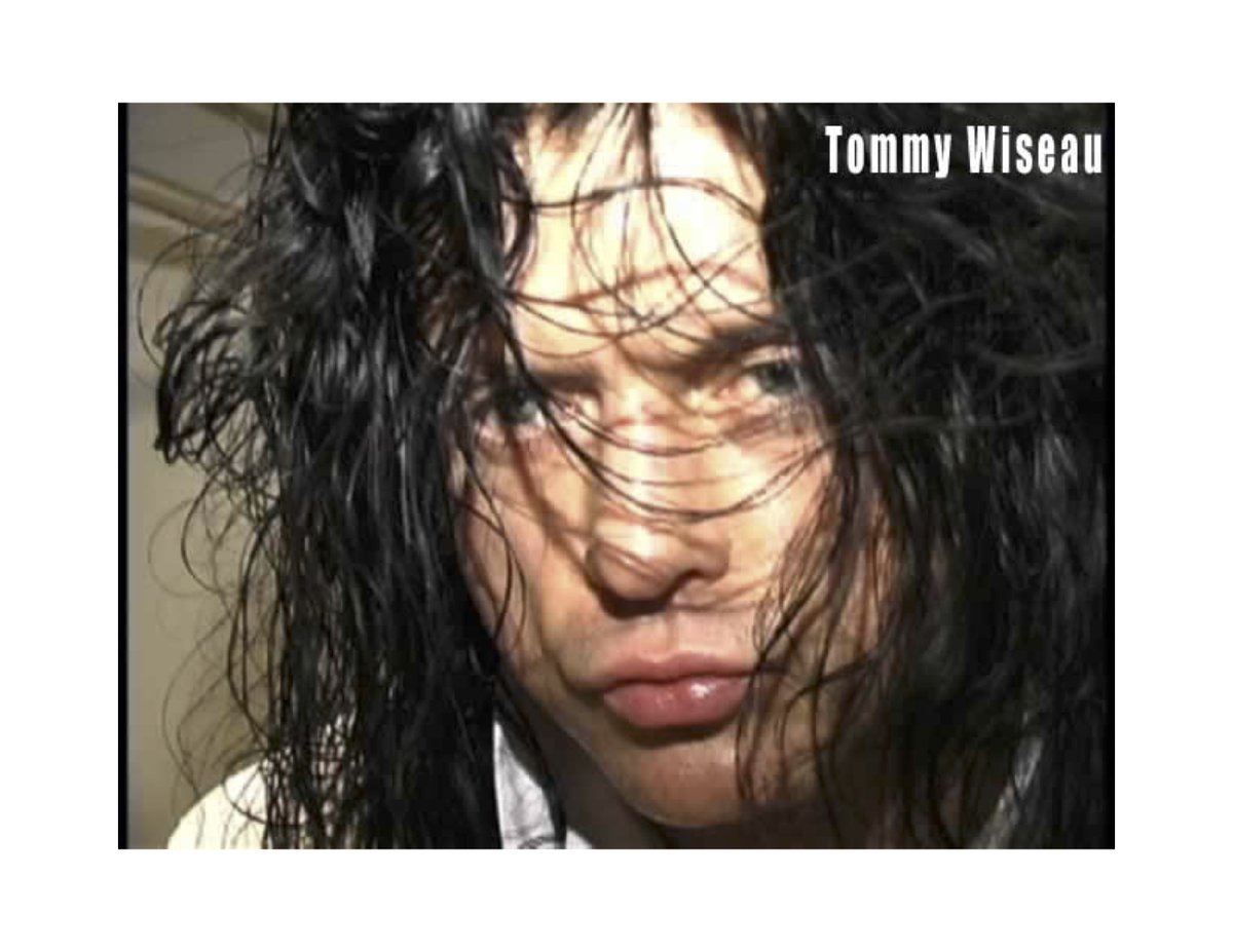 Tommy Wiseau tweet media
