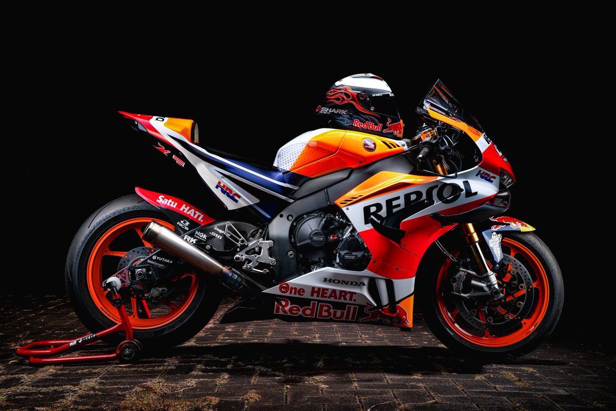 Joe_Alphaspec's tweet photo. バイク撮らせたらピカイチ https://t.co/fWy2gQ1cUT
