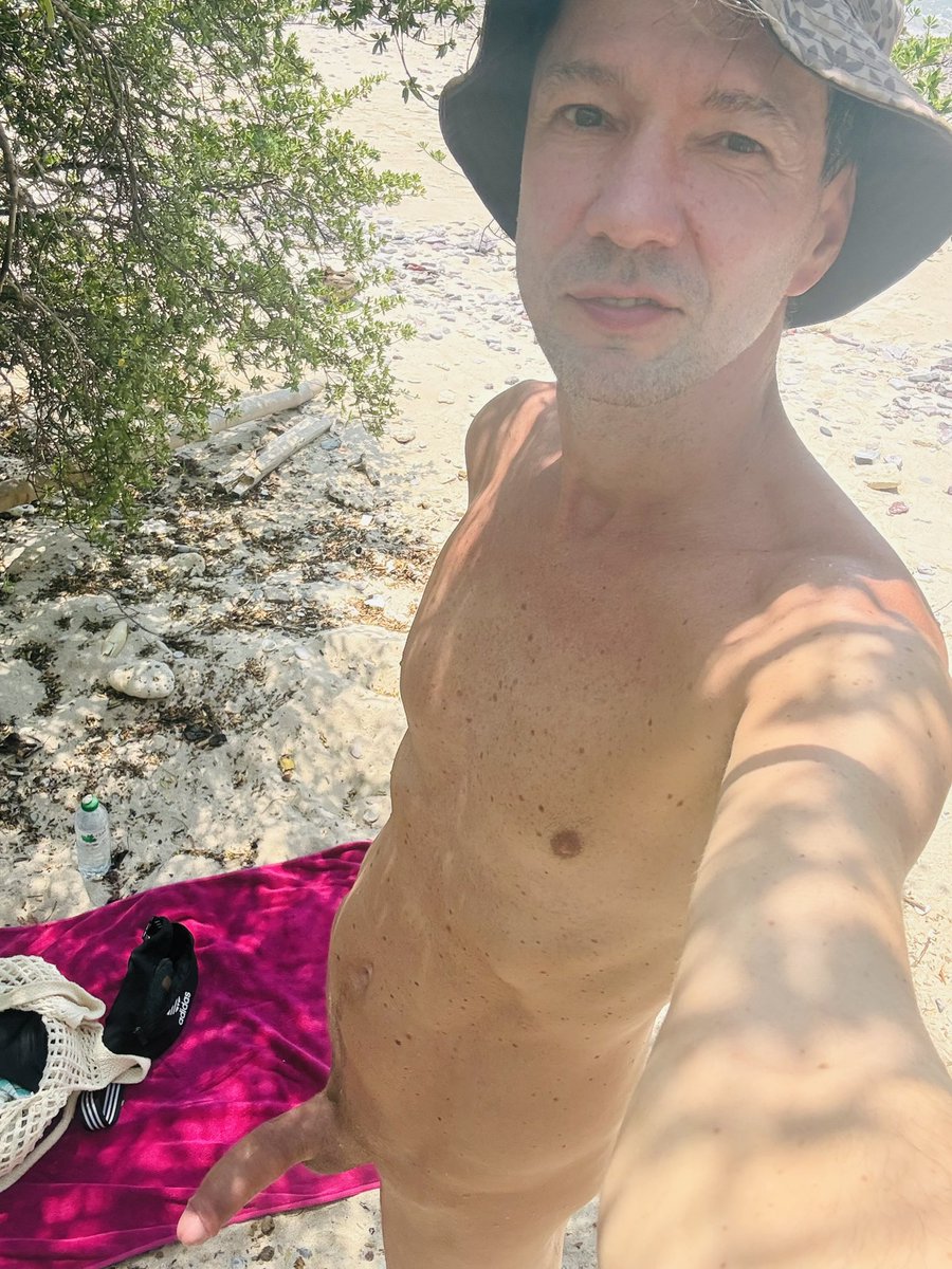 willy nudist tweet media