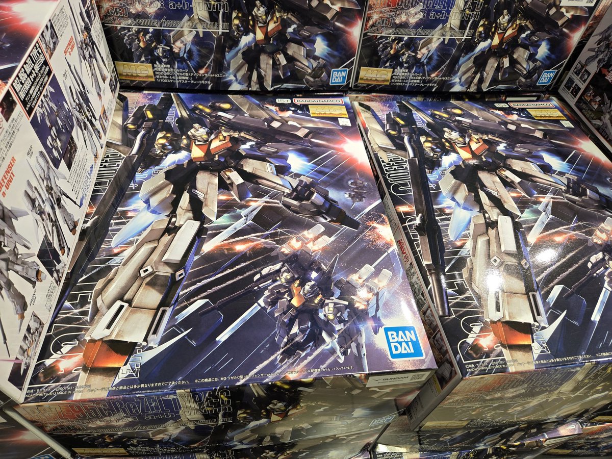 エマ🜸Yojimbo tweet media