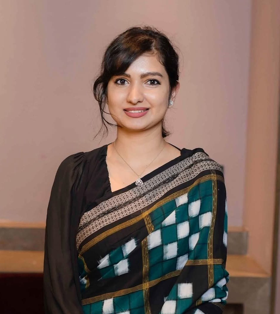 Shraddha (슈라다) tweet media
