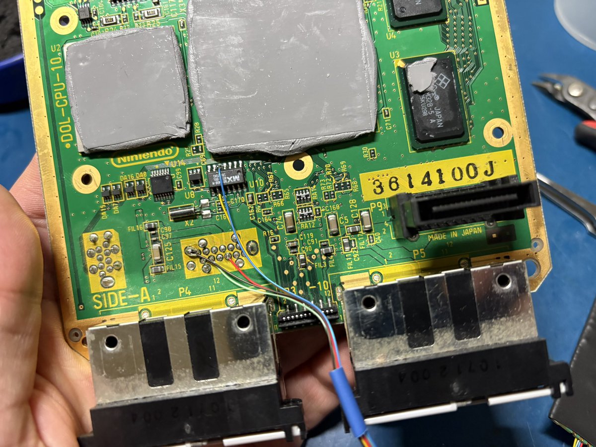 iFixRetro tweet media