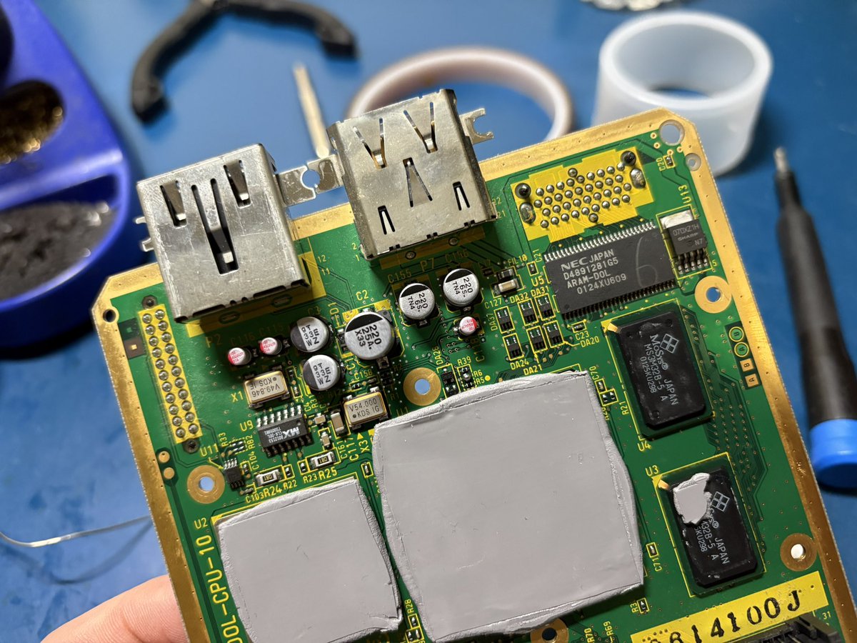 iFixRetro tweet media