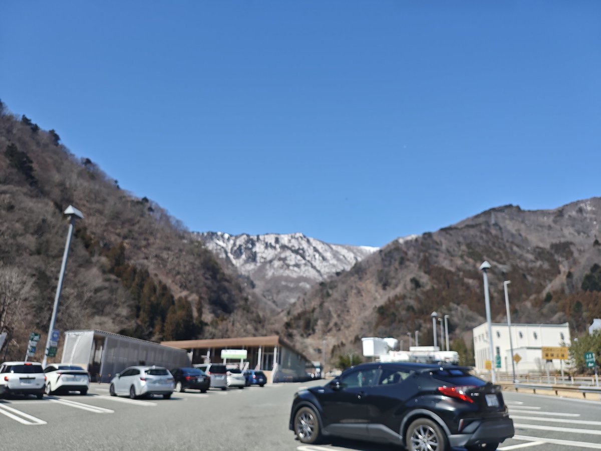 wnd_ina's tweet photo. いーい天気じゃー。 https://t.co/WYL1NrgxKD