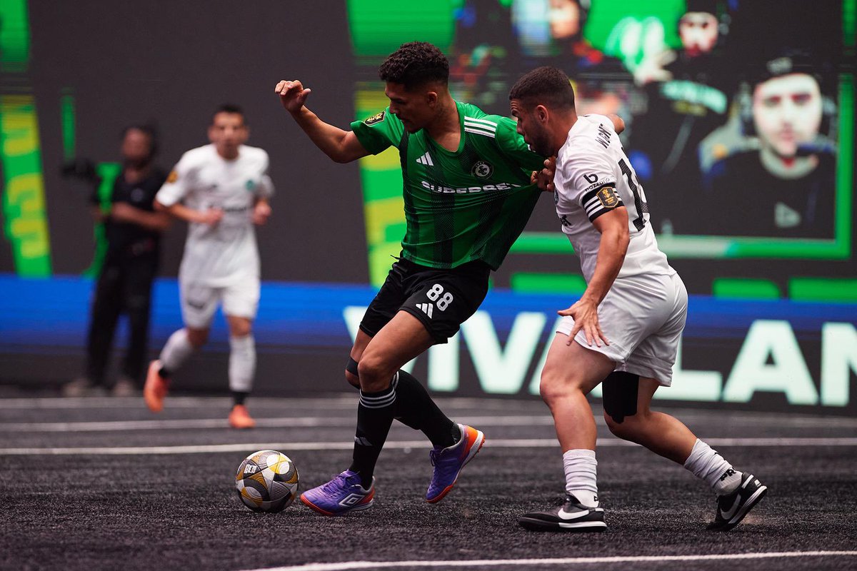 Gabriel ToTa tweet media