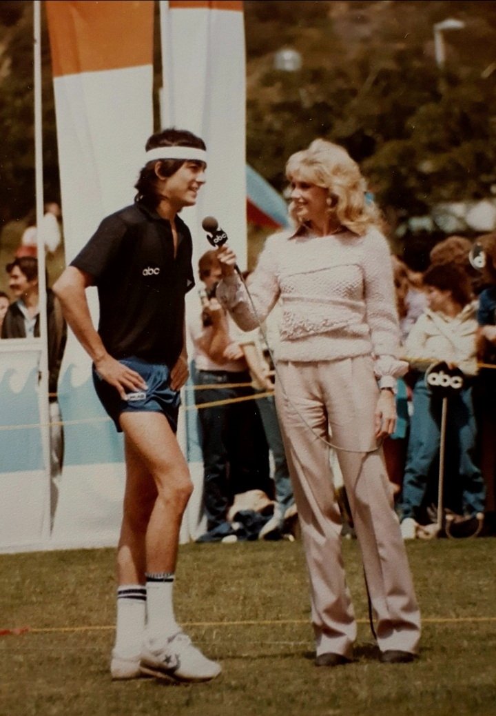 Otalia69's tweet photo. @ScottBaio I'm not sure, but I have this photo I took of you at #BOTNS in #the80 that I'd like autographed... thank you! 🥰 #MemoryMonday https://t.co/Vmwo2ldSWv