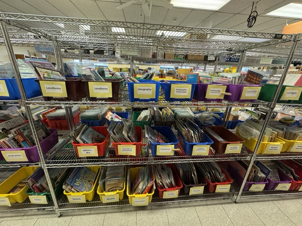 liv2learn's tweet photo. 24,000 VIEWS !! The one and only reading specialist extraordinaire, Lisa Flute, from the Central Dauphin School District’s North Side Elementary, re-organized the book room to truly resemble the simple view of reading! 
Books to build knowledge AND books to support accurate and automatic word reading!!! Here is the original video link: https://t.co/Tu3DDl9zms

I revisited North Side Elementary’s book room a bit ago and it may be hard to believe, but it’s true, it’s even BETTER!!! That’s the video in this post now along with some photos.

A massive shout out to the brilliant Lisa Flue for sharing with all of you how to organize a school book room in partnership with teachers so ALL READ!!!